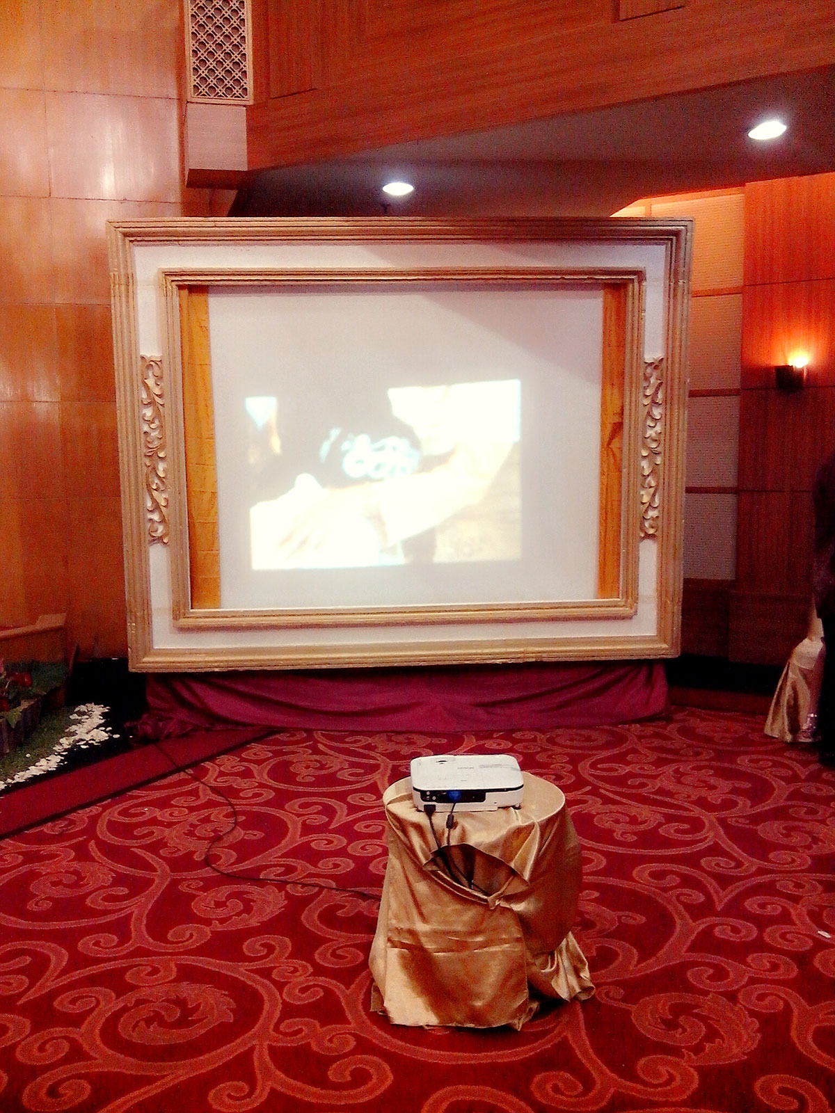 Bingkai Screen