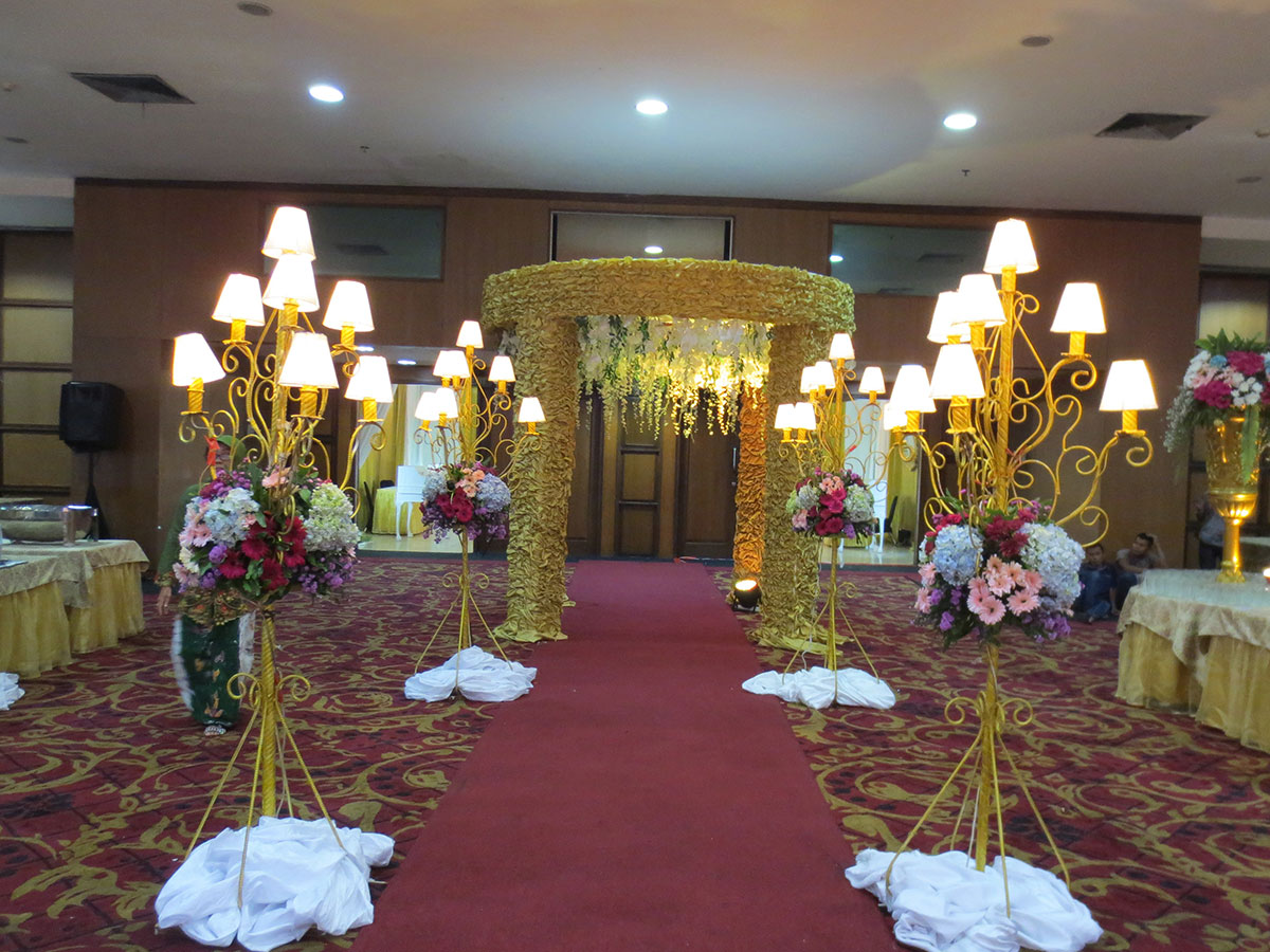 Gazebo Bulat