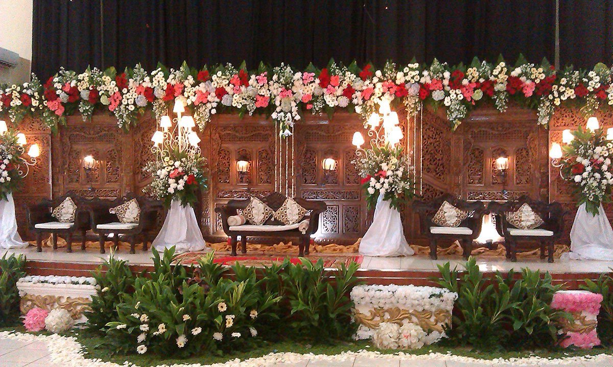 Pelaminan Gebyok Coklat