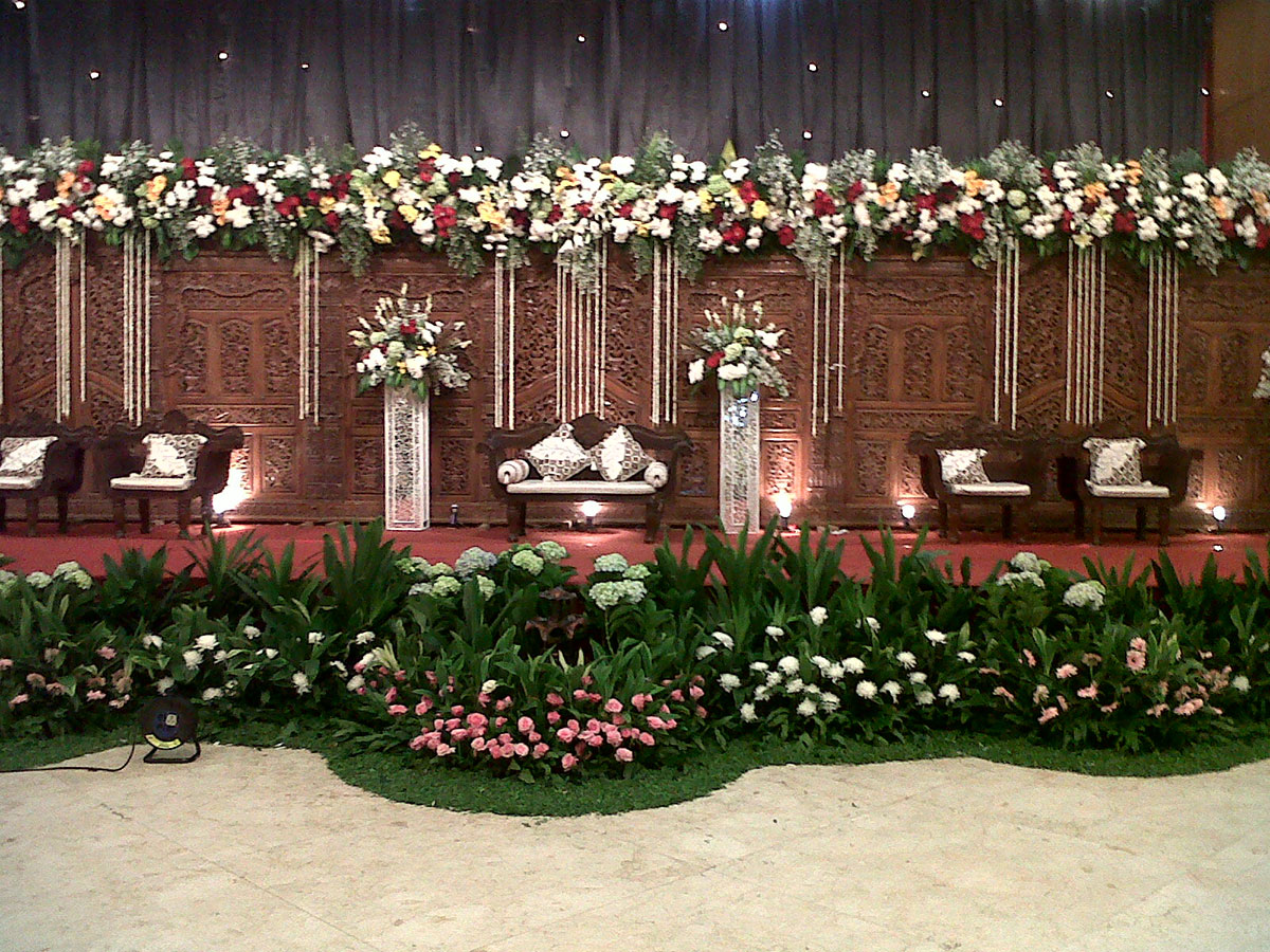 Pelaminan Gebyok Coklat